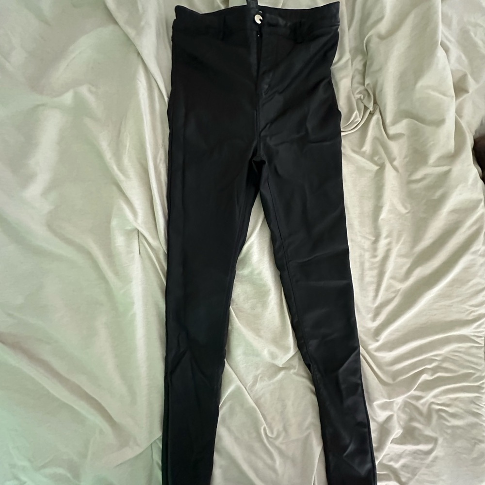 Fashion Nova Black Slim Fit Leggings